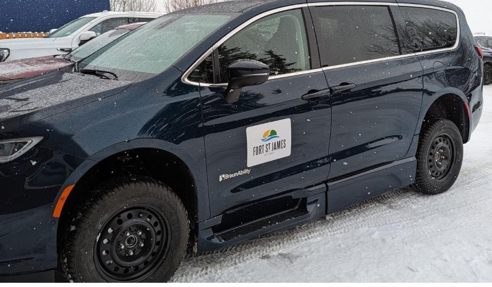 Wheel Chair Van photo